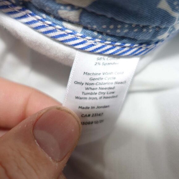 Talbots Women's Relaxed Chino Pants Size 14 Blue White 28" Inseam Floral Print - Picture 4 of 6